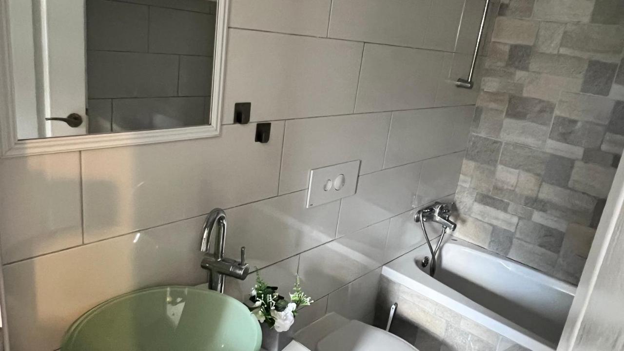 Holiday Home Maria One Minute From -Beach Ζαντάρ Εξωτερικό φωτογραφία