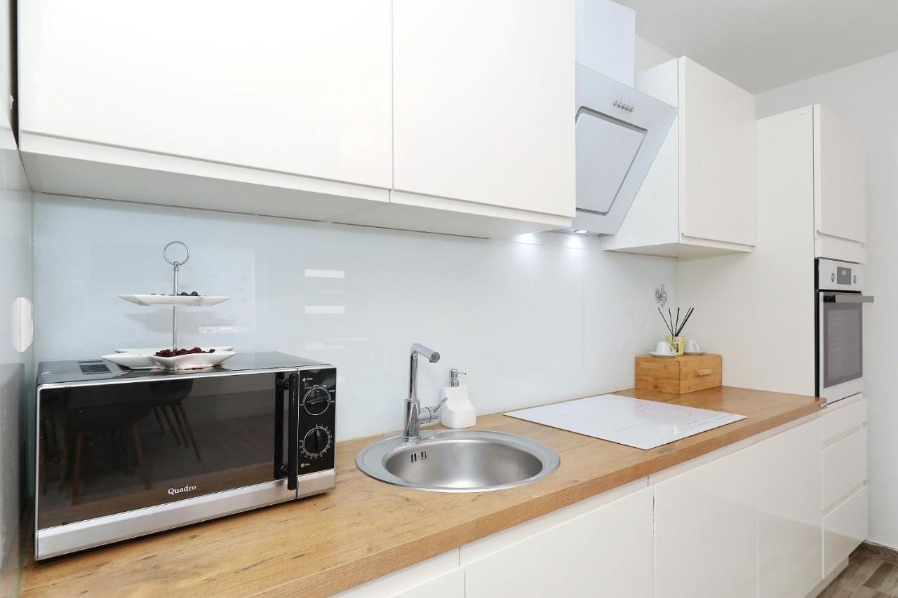 Holiday Home Maria One Minute From -Beach Ζαντάρ Εξωτερικό φωτογραφία